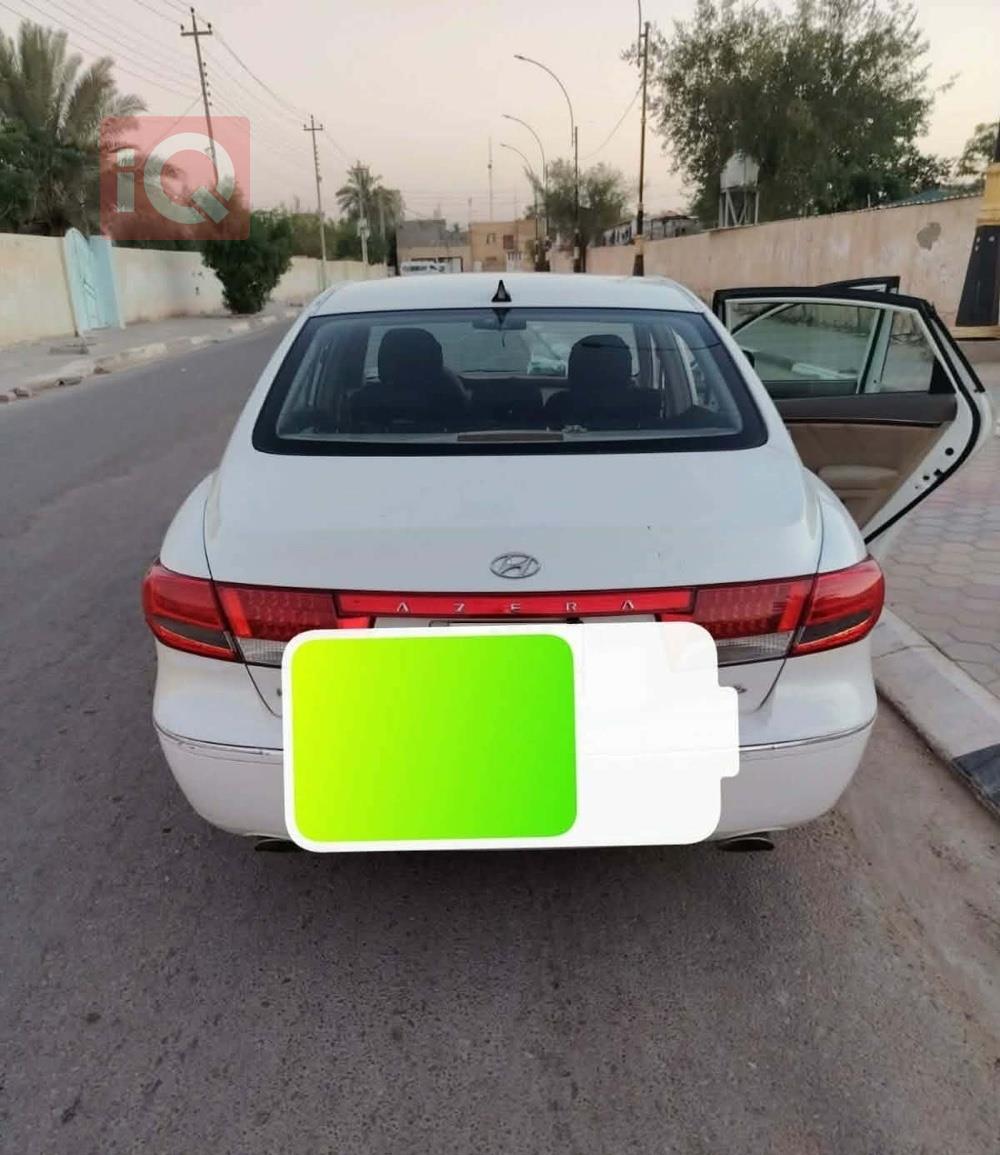هيونداي أزيرا